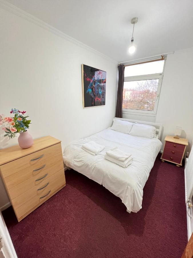 Entire 3 Bedroom Luxury Apartment In London With Private Balcony Εξωτερικό φωτογραφία