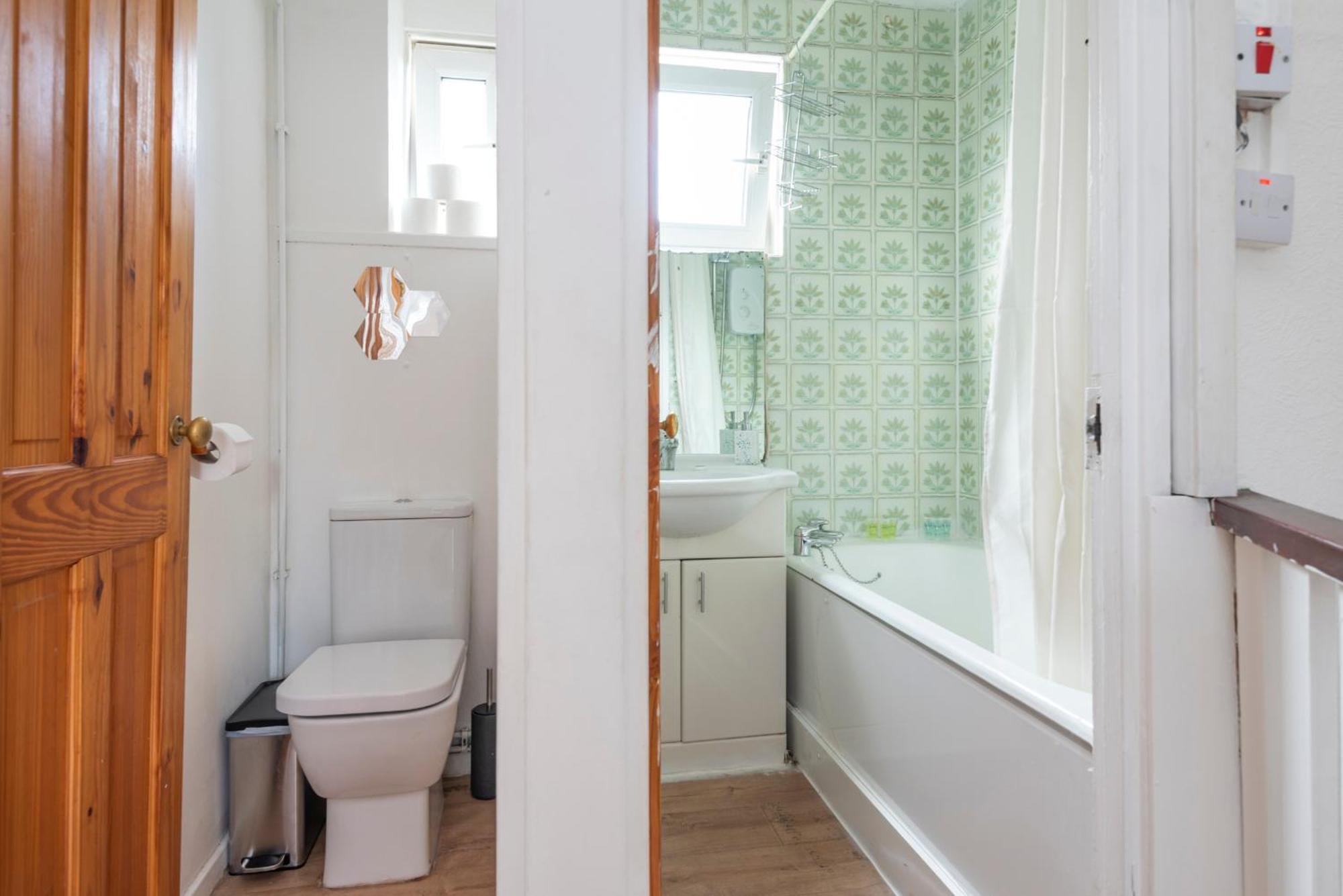 Entire 3 Bedroom Luxury Apartment In London With Private Balcony Εξωτερικό φωτογραφία